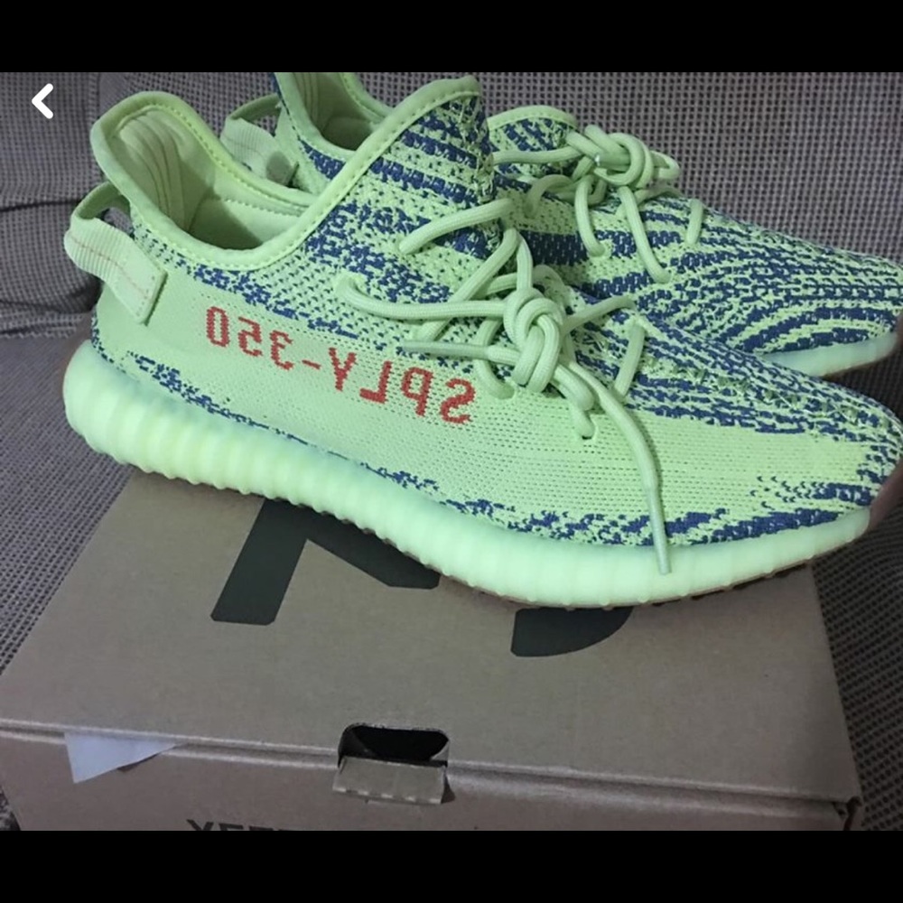 Yeezy Boost 350 semi frozen